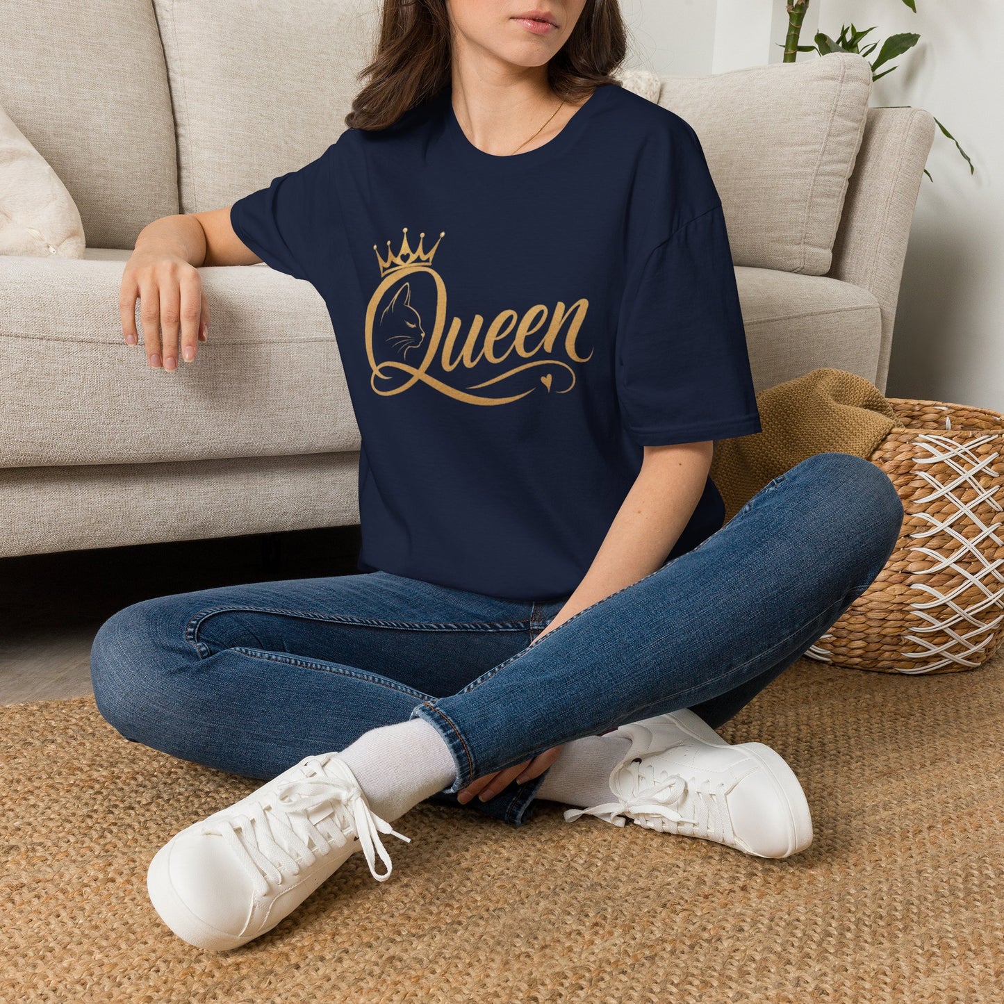 Queen cat lover T‑Shirt — Gold Crown Feminine Graphic Tee
