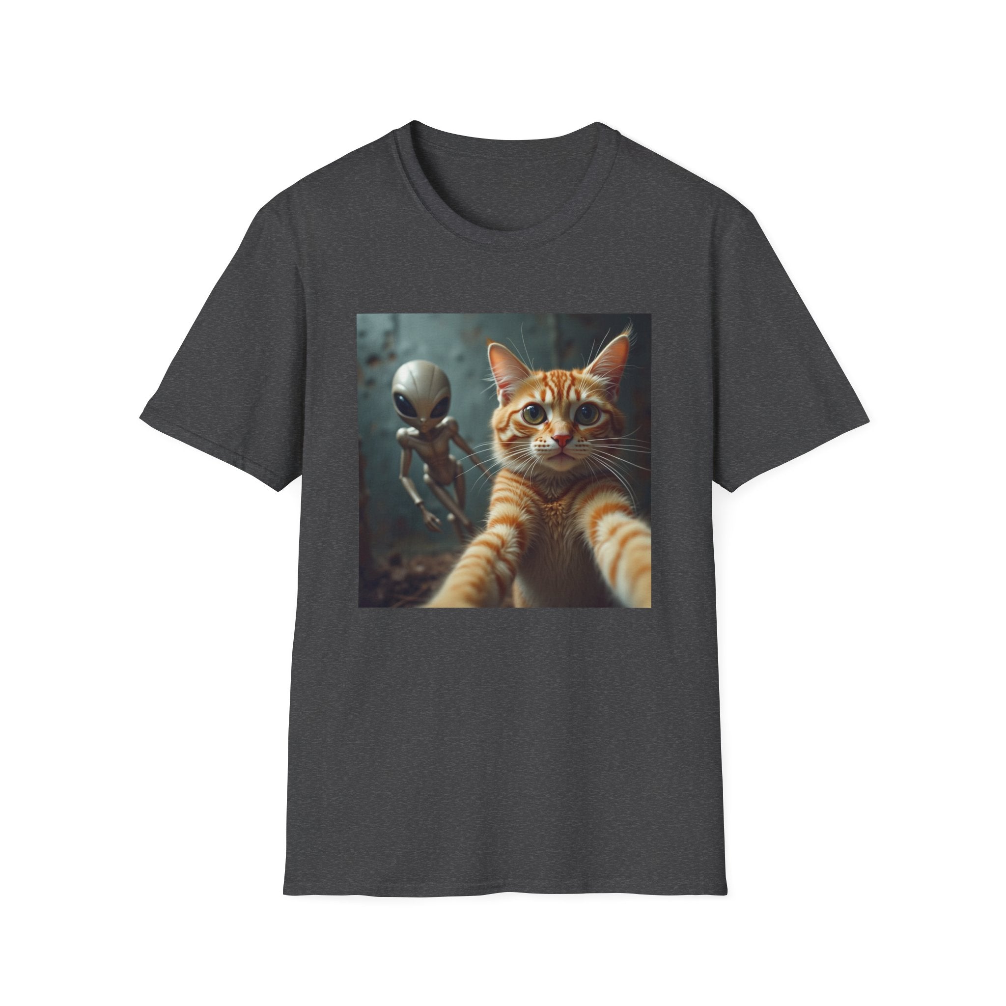 Alien Selfie T‑Shirt — Cute Ginger Cat & UFO Friend Graphic Tee