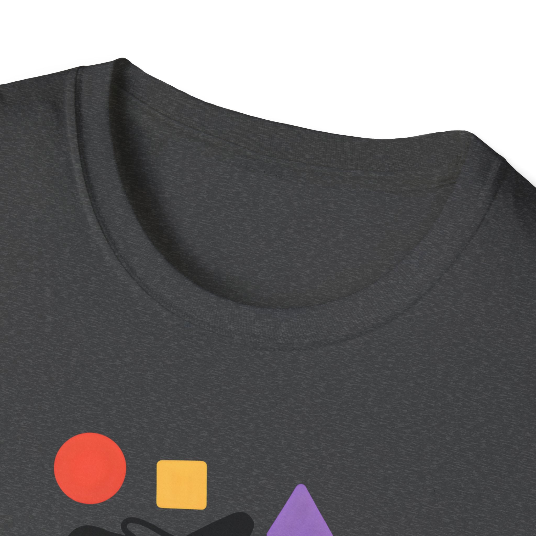 Pawsome days with colorful shapes T-Shirt