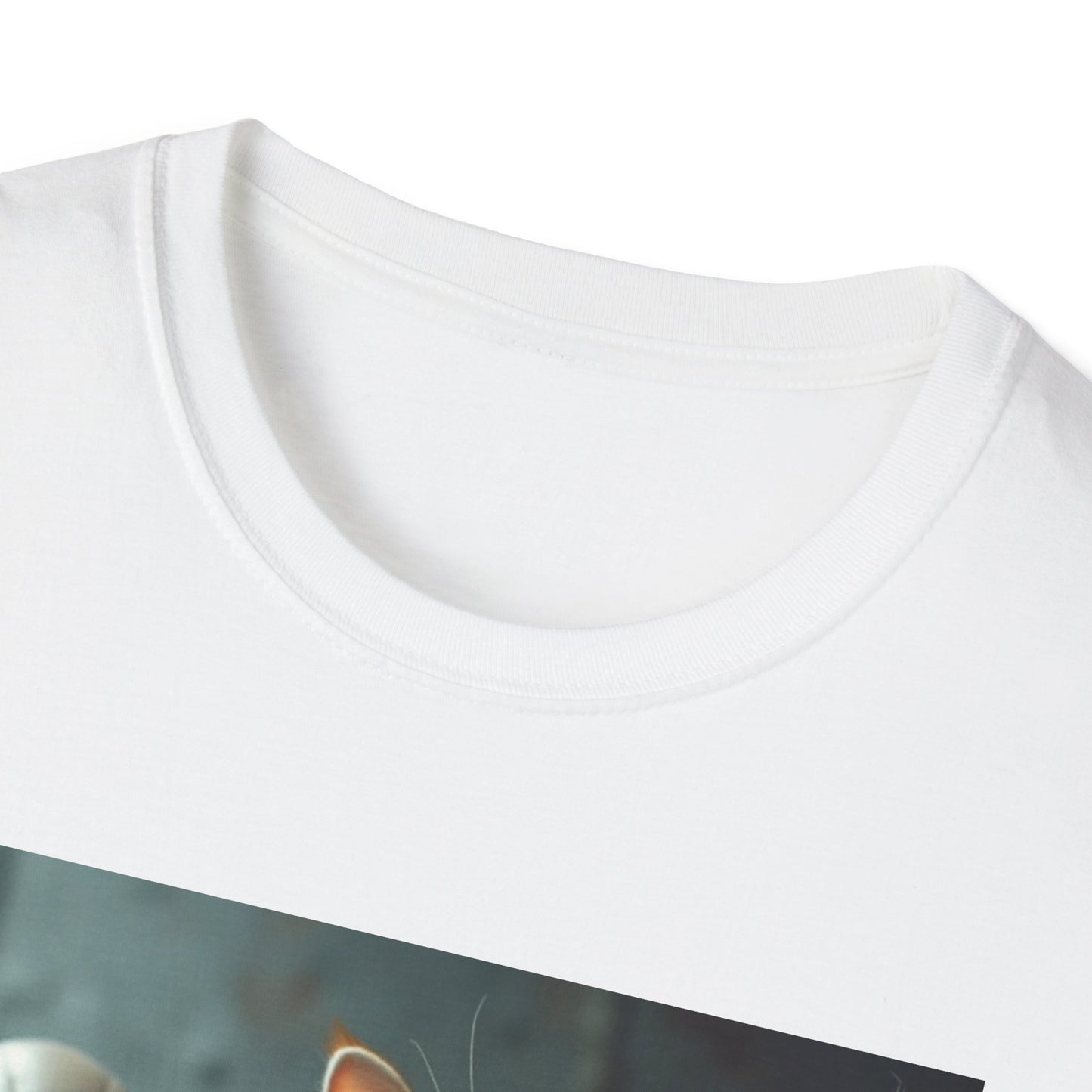 Alien Selfie T‑Shirt — Cute Ginger Cat & UFO Friend Graphic Tee