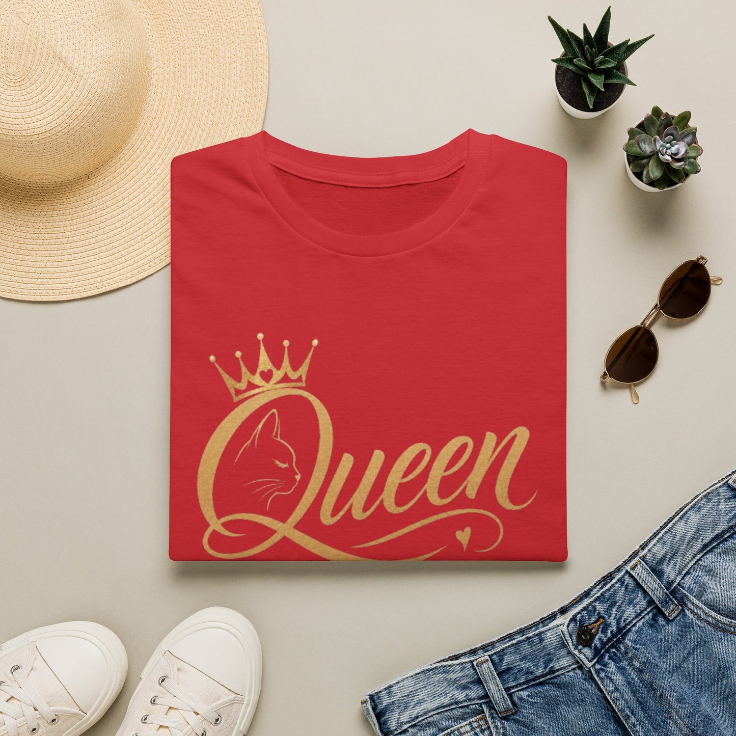 Queen cat lover T‑Shirt — Gold Crown Feminine Graphic Tee