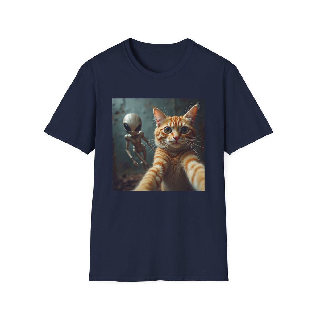 Alien Selfie T‑Shirt — Cute Ginger Cat & UFO Friend Graphic Tee