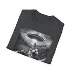 Cat UFO Selfie T-Shirt — Cute Alien Abduction Cat Graphic Tee