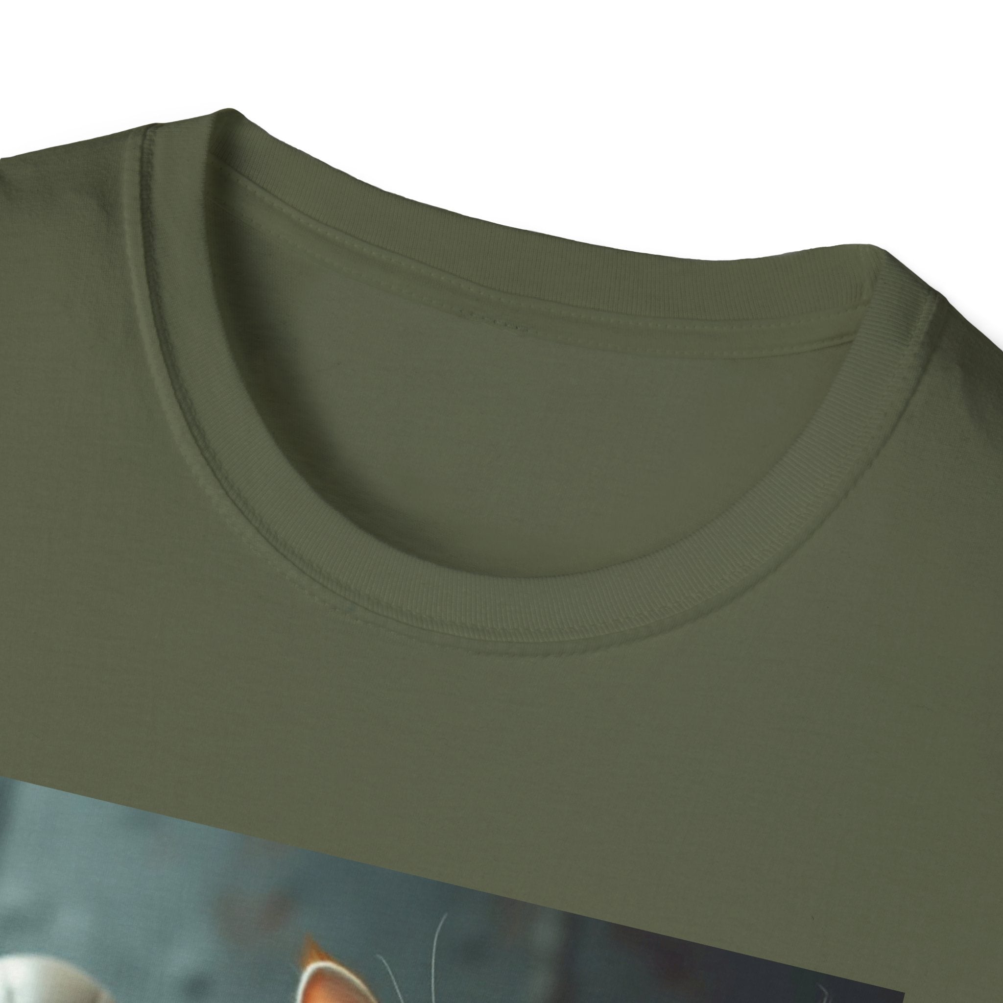 Alien Selfie T‑Shirt — Cute Ginger Cat & UFO Friend Graphic Tee