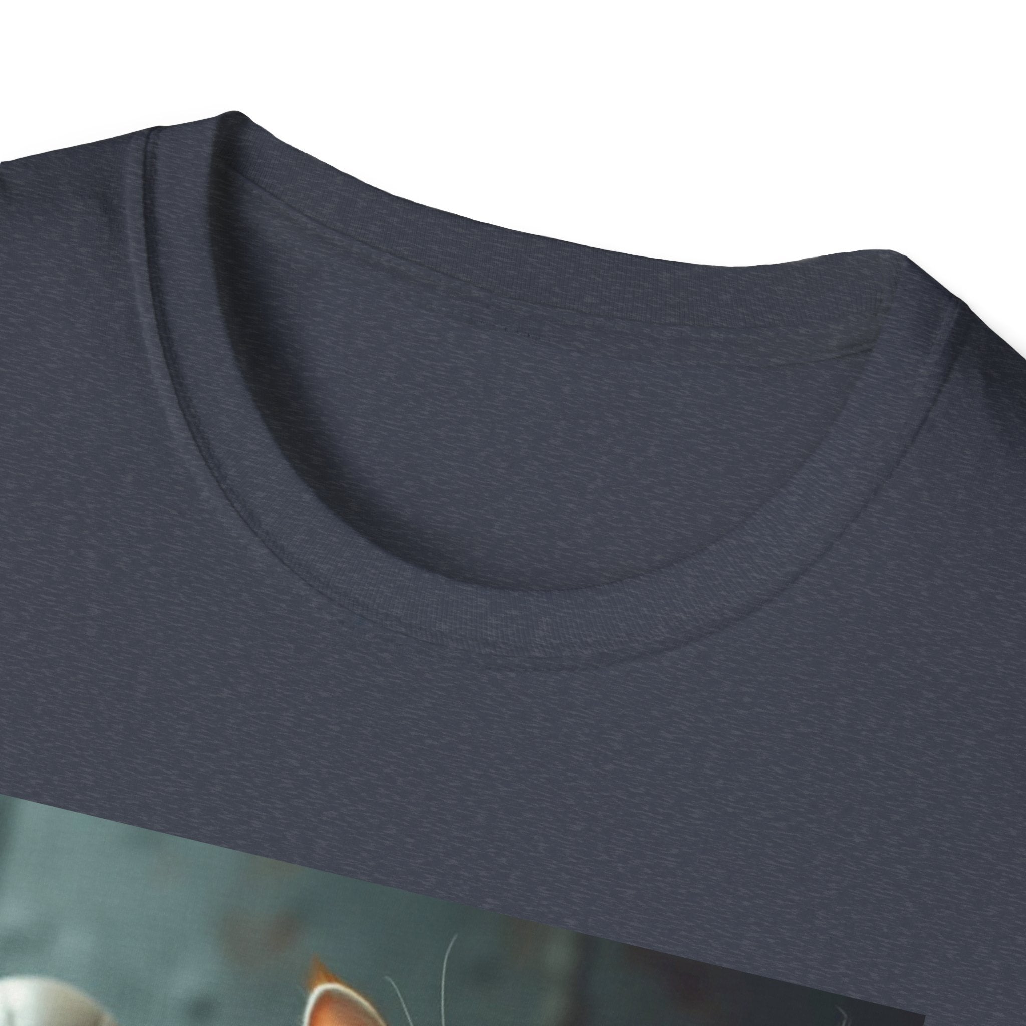 Alien Selfie T‑Shirt — Cute Ginger Cat & UFO Friend Graphic Tee